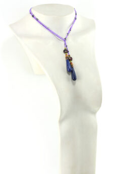 Lariat Lapis-Lazuli & Perles Mauves – Élégance Minérale et Intemporelle