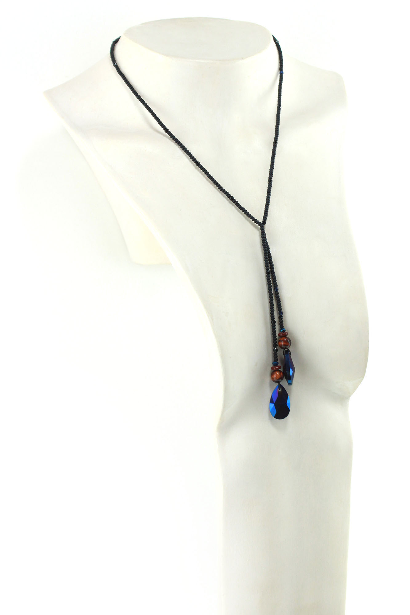 Lasso Dark Magnétique en Perles naturelles – Élégance & Mystère